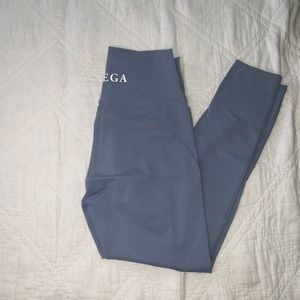 Omega Fitness Leggings